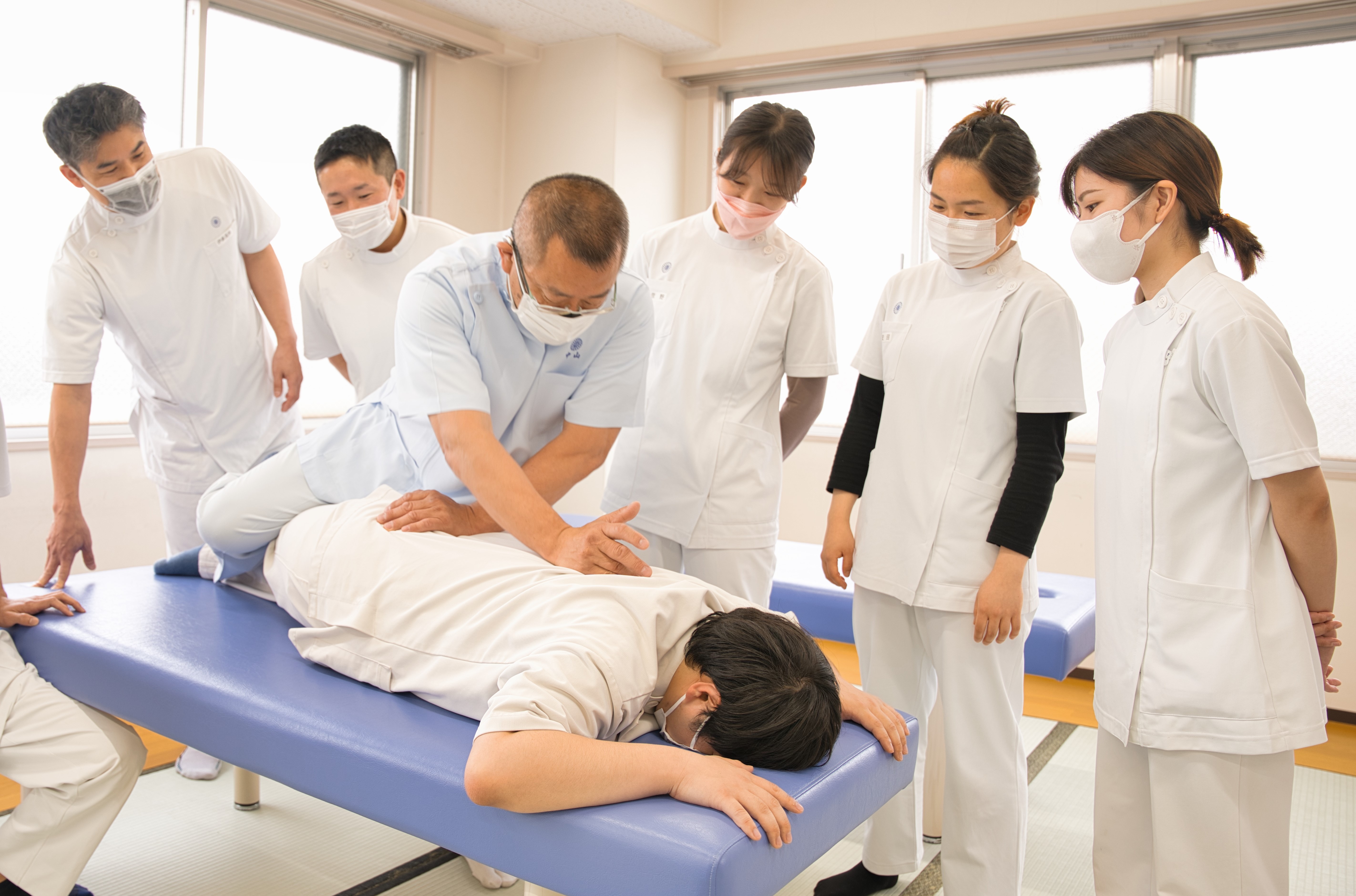 長生学園 あん摩マッサージ指圧師科