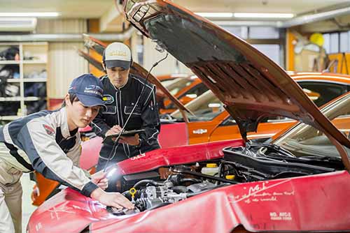 東京自動車大学校 の特長 2