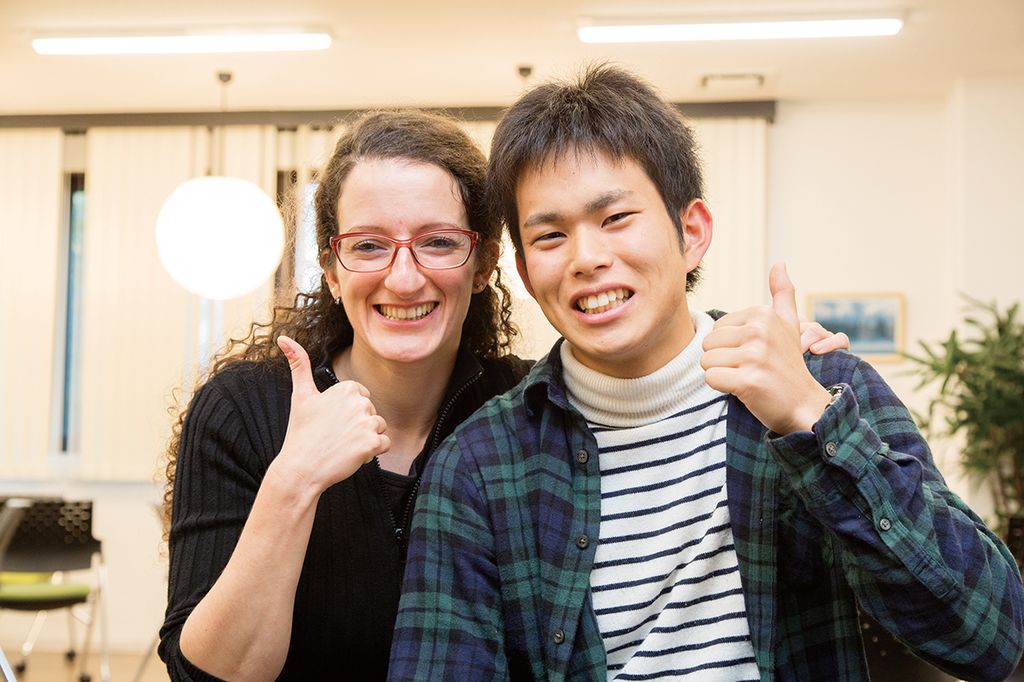 ECC国際外語専門学校 の特長 1