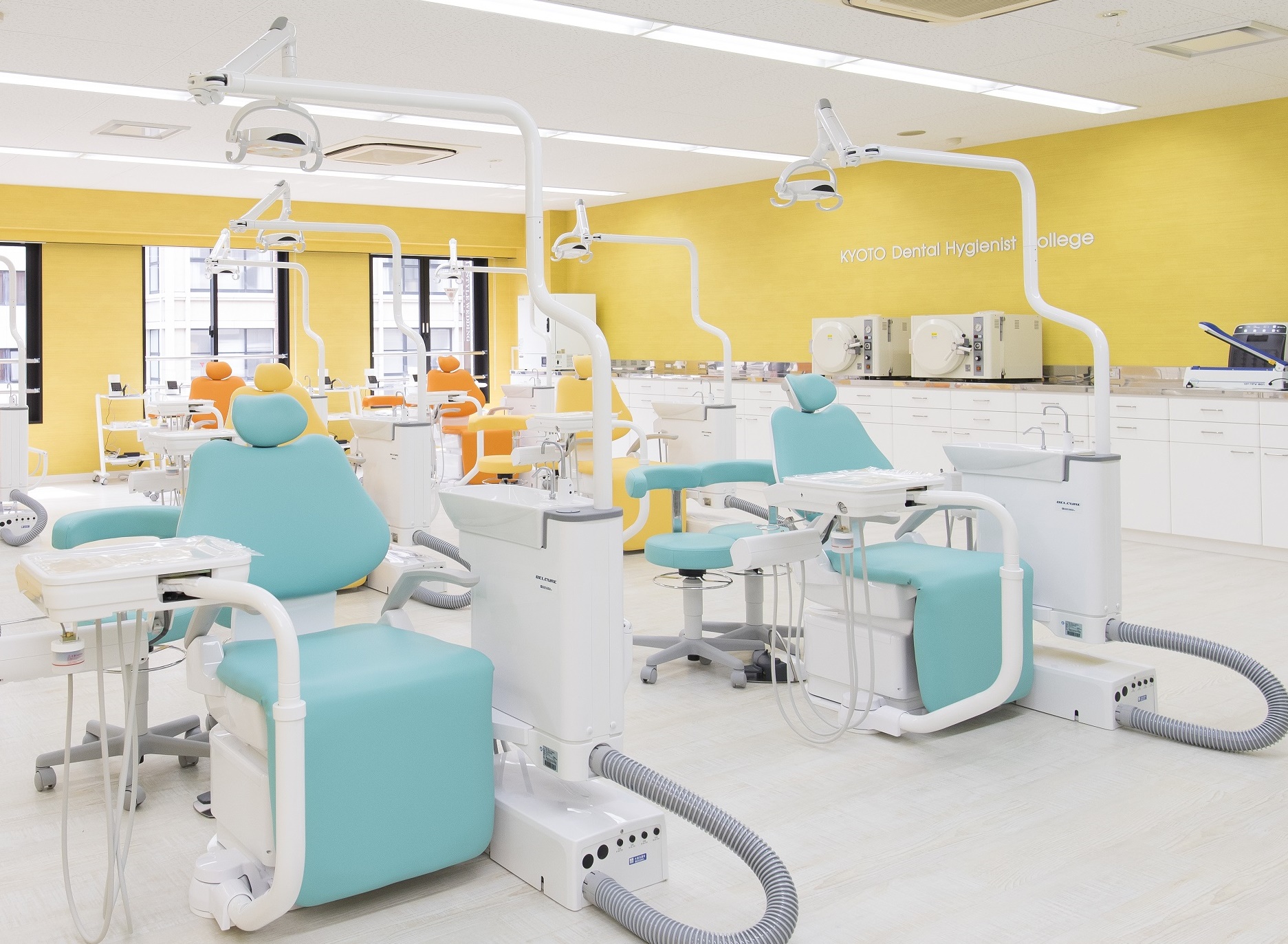 京都歯科衛生学院専門学校 の特長 1